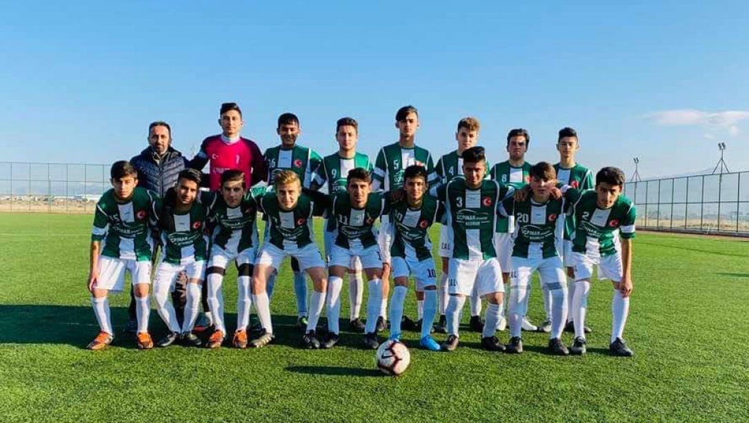 Zengibar Anadolu Lisesi Genç Erkekler Futbol Turnuvası Şampiyonu